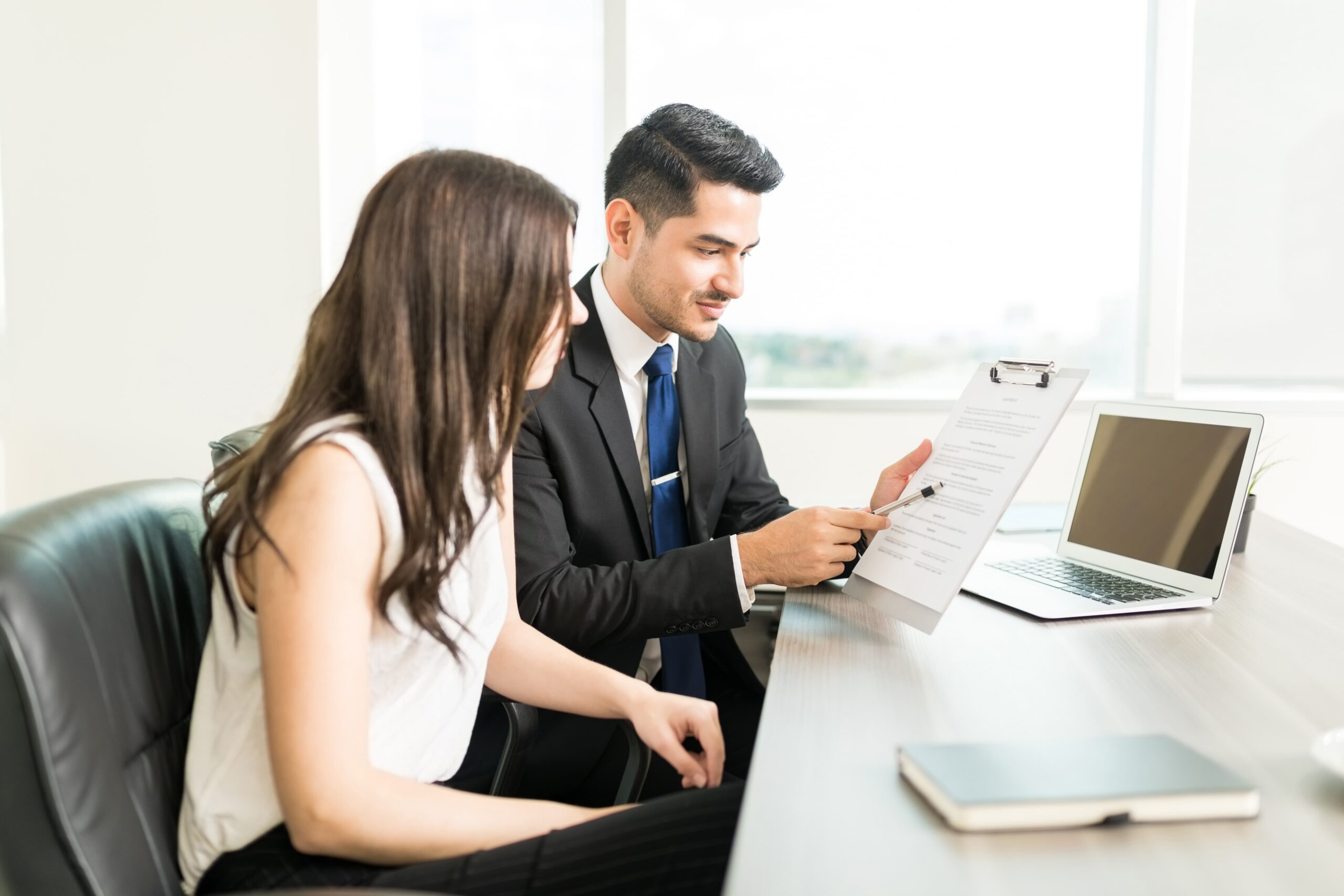 legal advisor explaining rideshare insurance to injured client